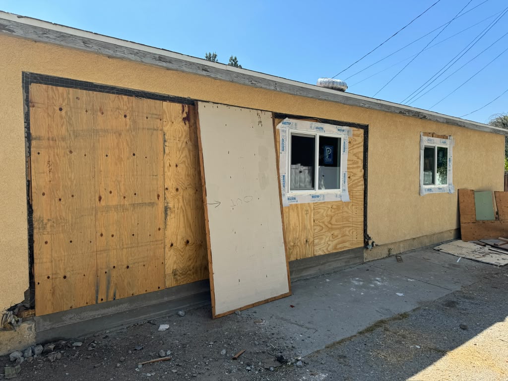 Encino Garage Conversion before, photo 3